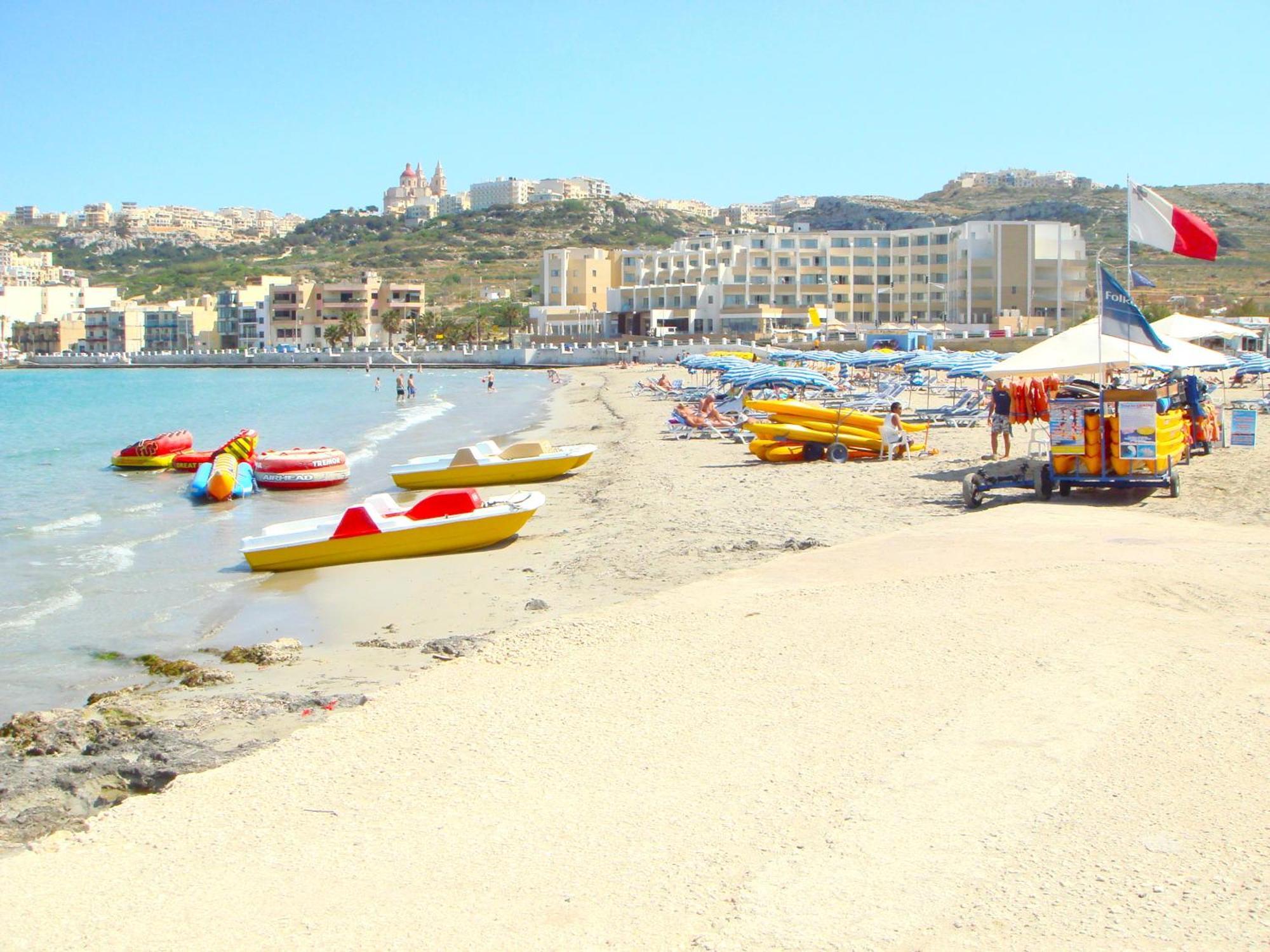 Seafront Apartment Terrace, Lounger & Panoramic Ocean Views Mellieħa Екстериор снимка